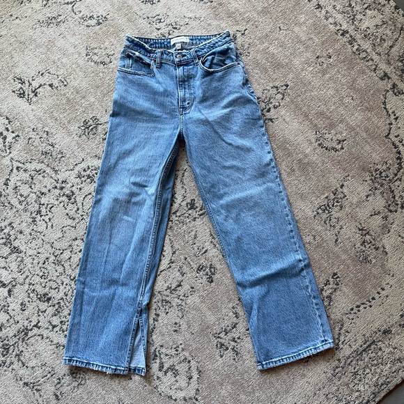 abercrombie & fitch The 90s Relaxed Jean
High Rise curve love 28/ 6s - Picture 7 of 11